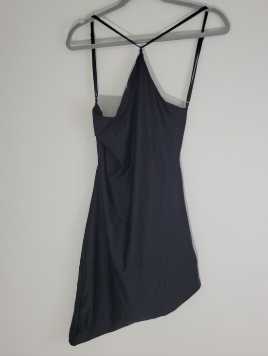 Lioness Dresses & Skirts - Lioness Black Women Size 6  Asymmetric Slip Mini Dress